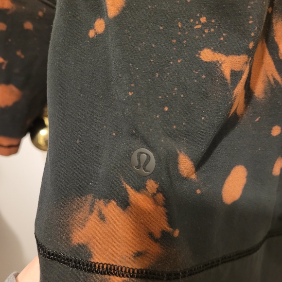 PTP Is 17"    Lulu's Black and Orange Tie-Dye Crew Neck Sweater - Picture 2 of 3